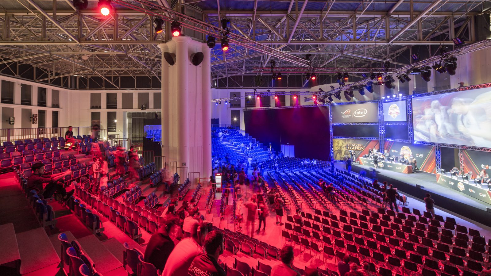 Spacious venue for conferences with stage and big screen in Barcelona, Spain