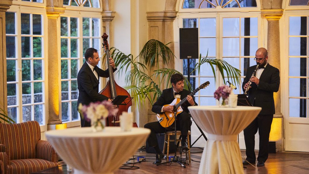 Live instrumental music at an event